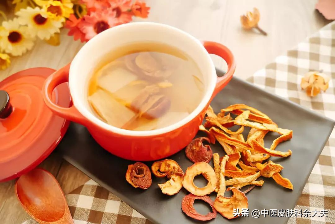 两鬓和后脑出现白发是什么原因,前额两鬓白发的原因及解决方法