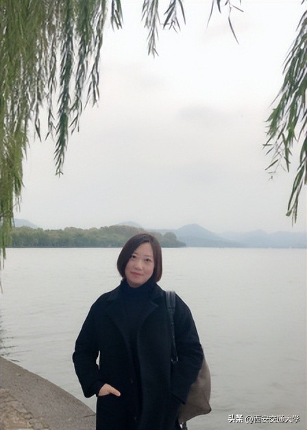 “我最喜爱的老师”徐婧：以尊重和爱教授“学以成人​