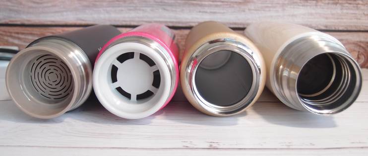 19种保温杯遭央视曝光!重金属析出热水进毒水出,家长需谨慎购买