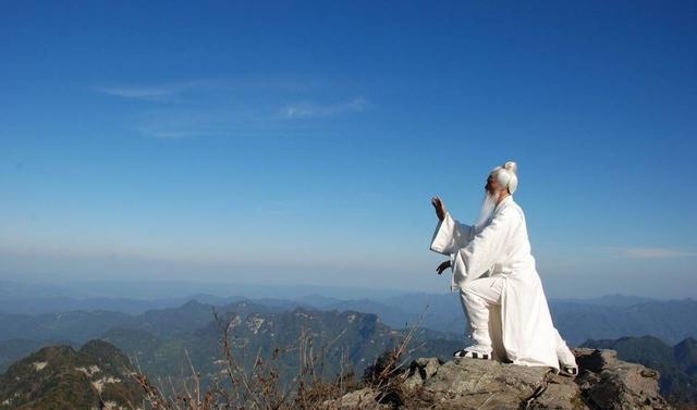 易经如何让你放平心态,易经20句话越走越顺