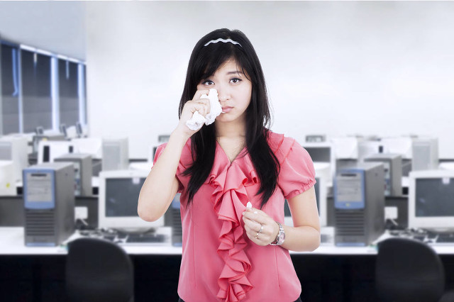 她对我说:“若想通了,情人节那天,你就送我一束红玫瑰!”