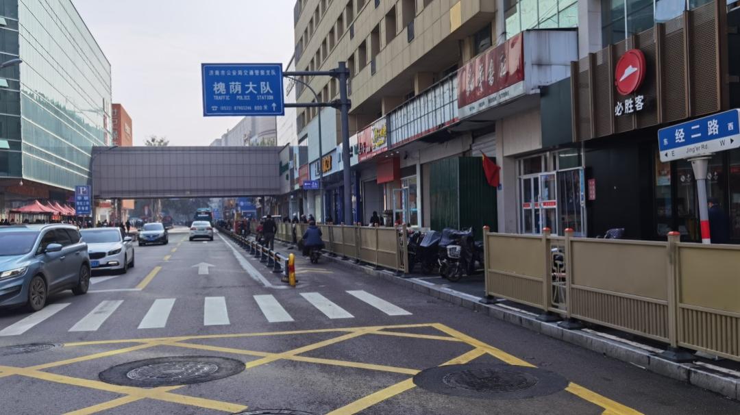 我为群众办实事工作存在的问题,政务中心停车老大难问题