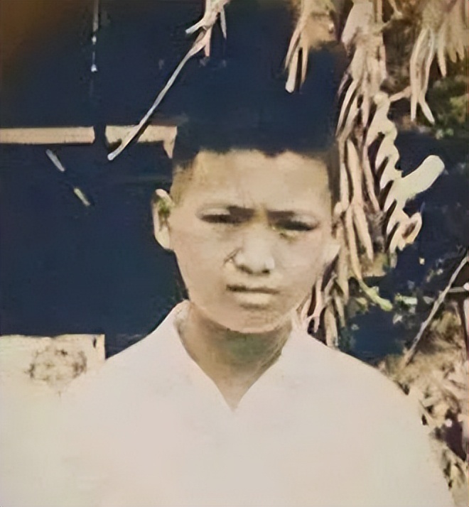 从未捐过钱的明星,周润发不为人知的心酸成长史