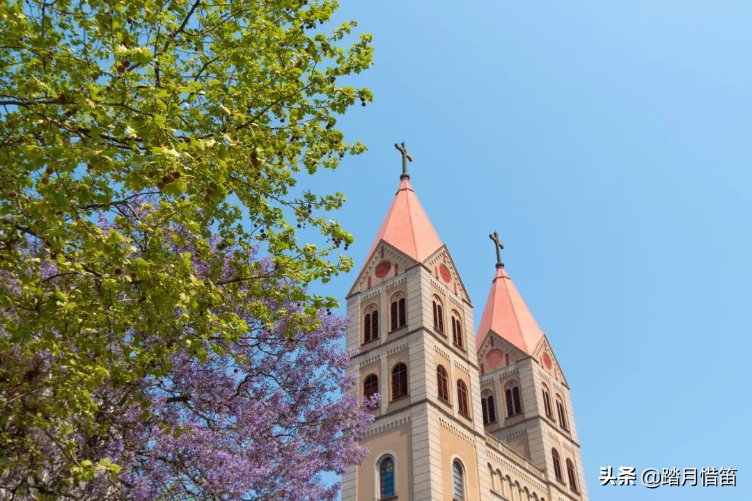 青岛被誉为北方明珠,青岛被称为东方瑞士的原因