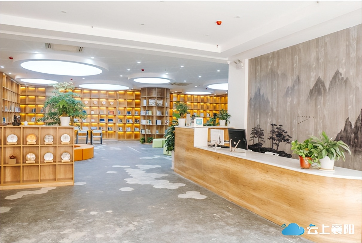 城市书房和省图书馆,市图书馆明天开吗