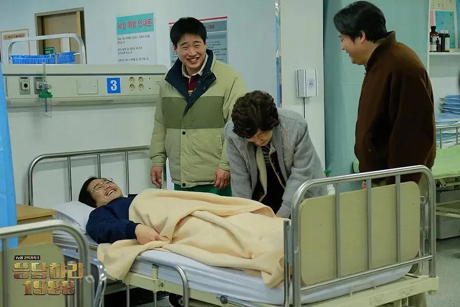 请回答1988冬日必备,韩剧请回答1988看完第一集的感受