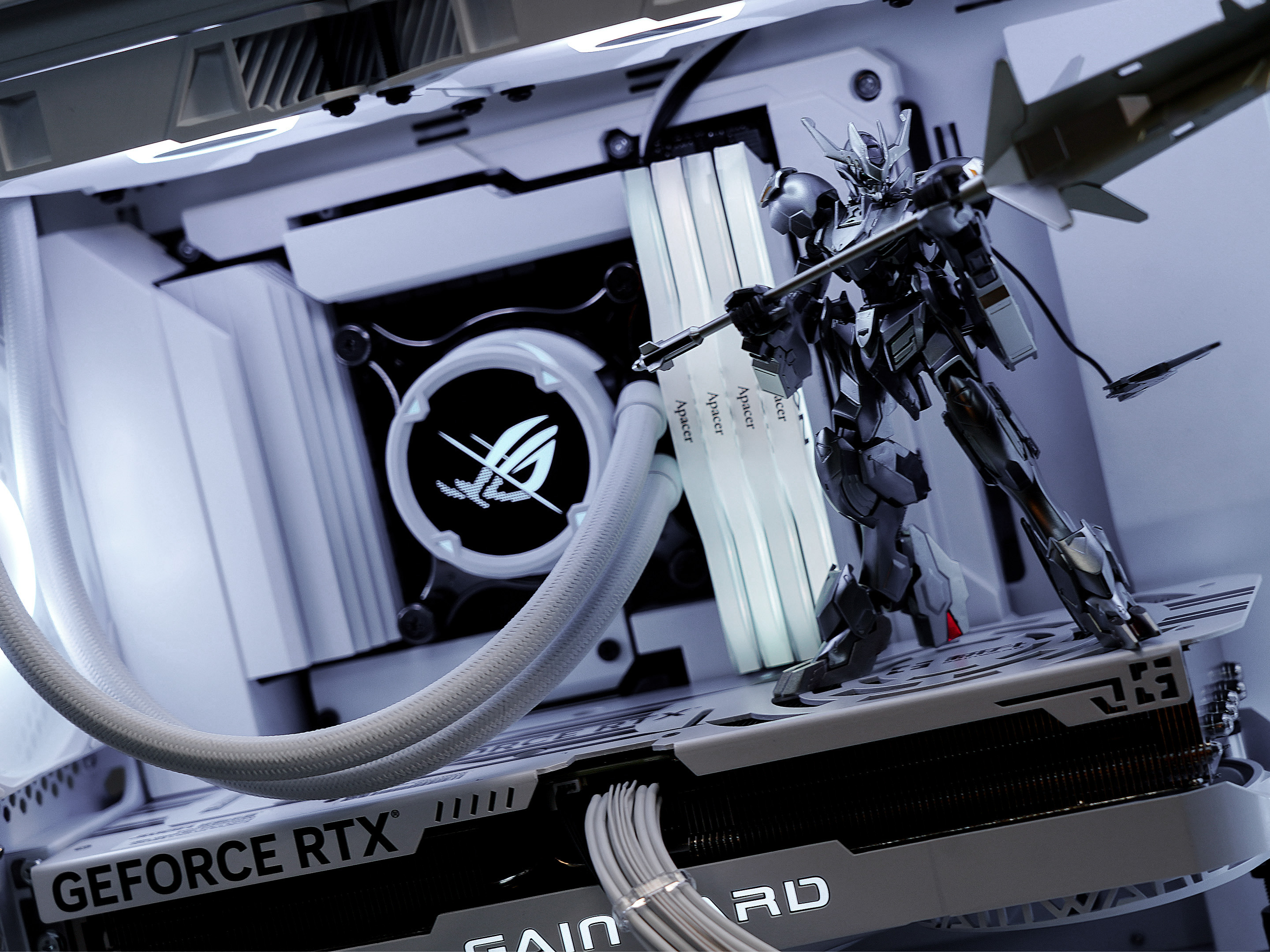 最新装机方式：背插式体验，I7+B760+RTX4070Ti攒台白白的主机