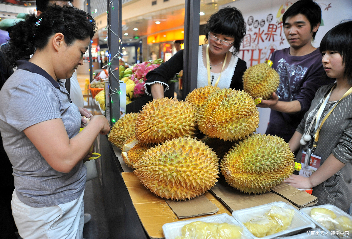 榴莲近20天批发价跌四成,榴莲价格暴跌视频