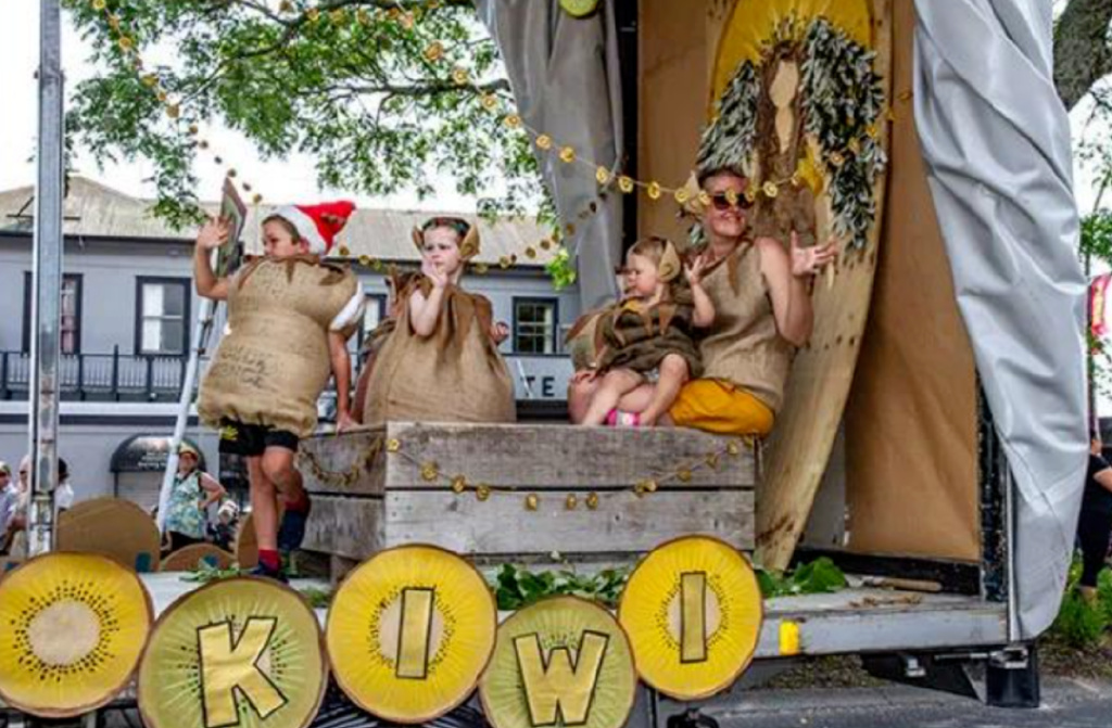 农旅融合，这个奇异果小镇有什么秘诀？