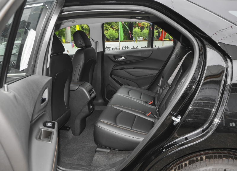 雪佛兰探界者1.5t2023款落地价,雪佛兰探界者20231.5t顶配落地价