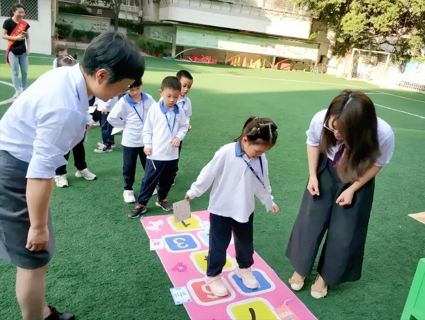发视频说家长教不会整体认读音节,孩子不会整体认读音节官方回应