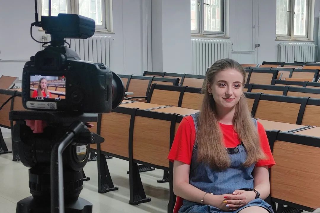 中传乌克兰留学生：我就想做内容，哪怕一点钱都没有