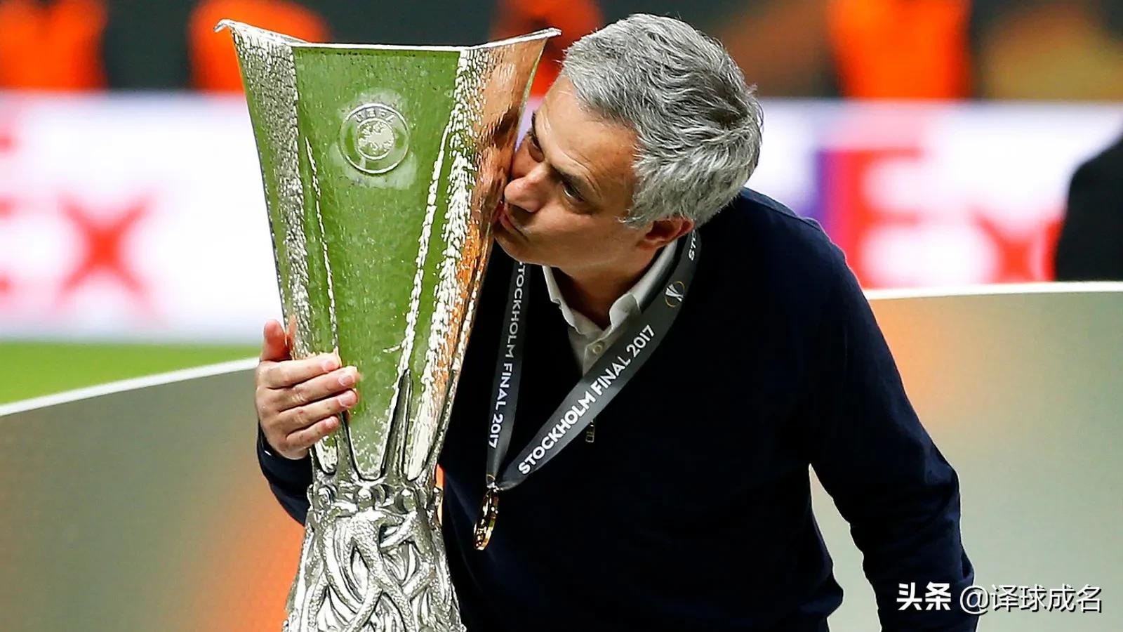 曼联赛前腾哈格,曼联新帅滕哈格粤语译名