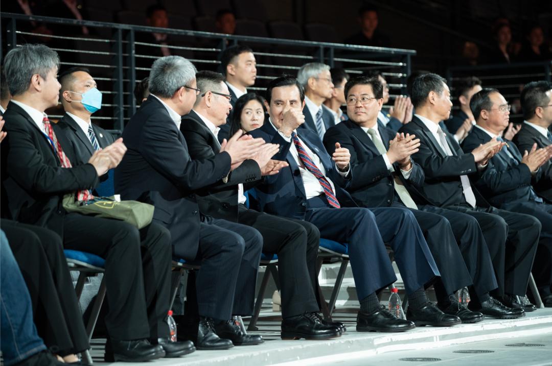 马英九参观湖南广电“七彩盒子”与《声生不息·宝岛季》连线