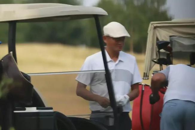 马云退休后真实生活,马云去东京