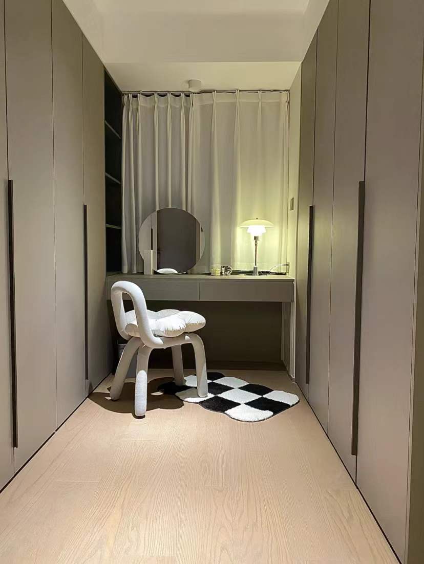 武汉发现一户人家的装修，那叫一个高级，拍照给大伙瞅瞅，超羡慕