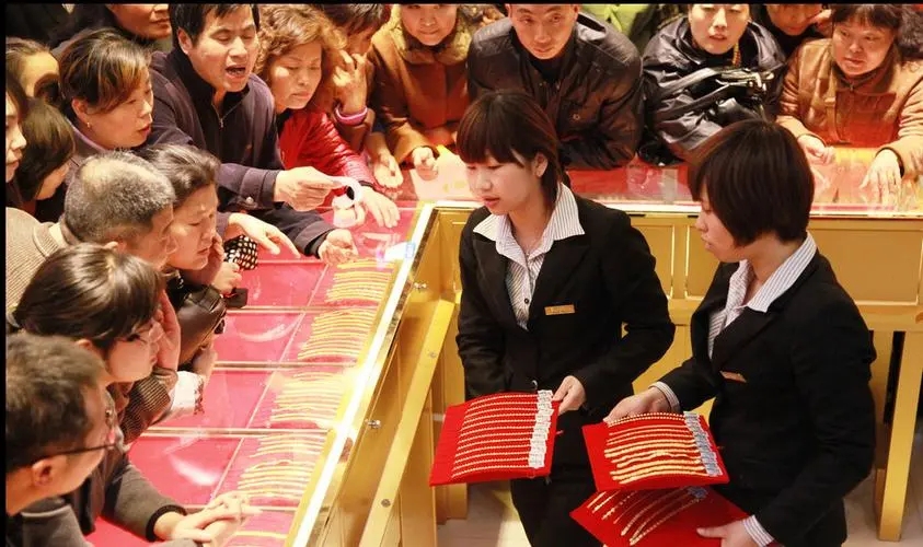 华尔街做空黄金事件完整,2013华尔街做空黄金的原因