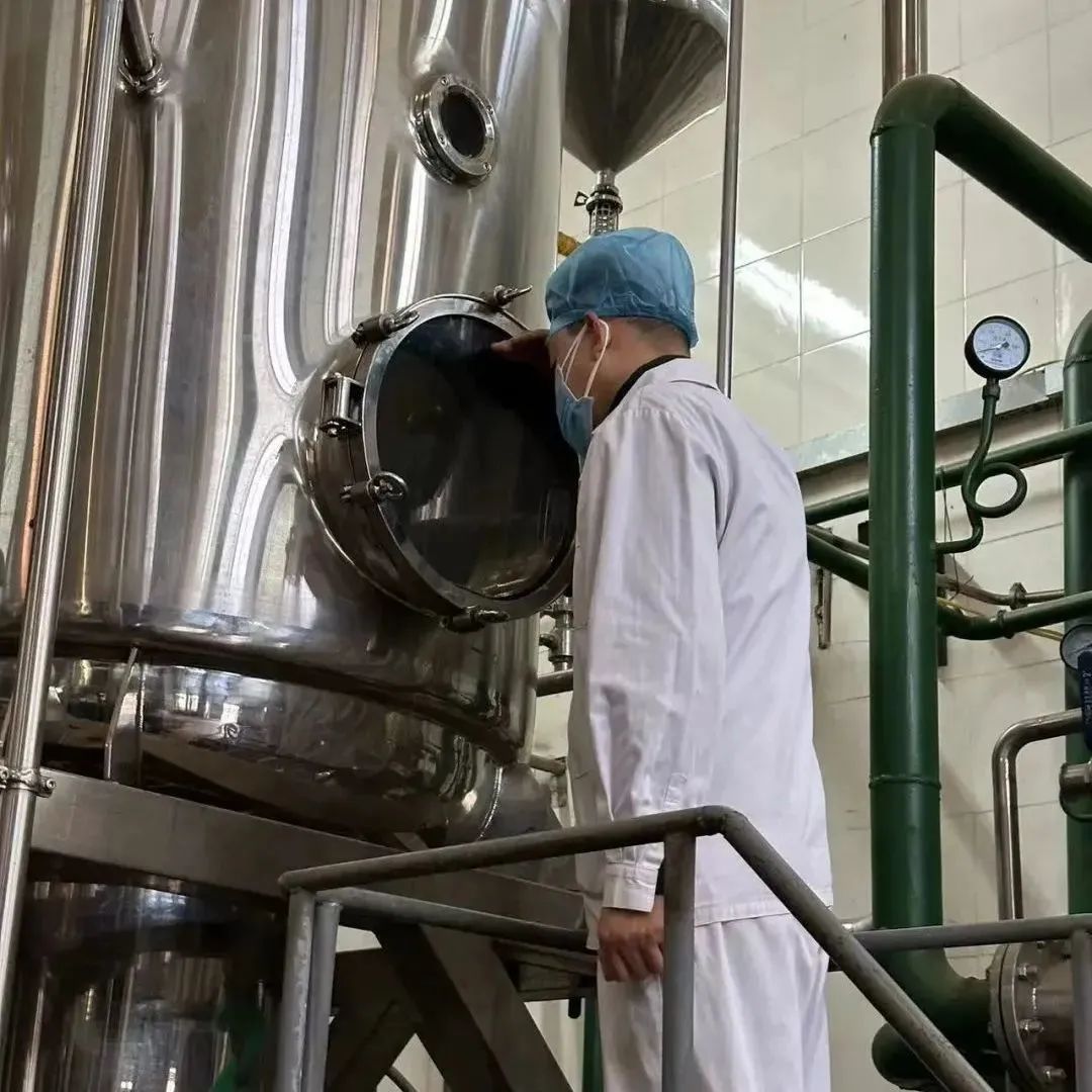 勠力同心共同抗疫,全力以赴保生产防控一线显担当