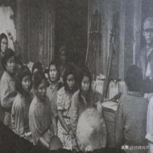 日军兽行：当着男人的面玷污了女儿，临走还残忍割下妻子乳房