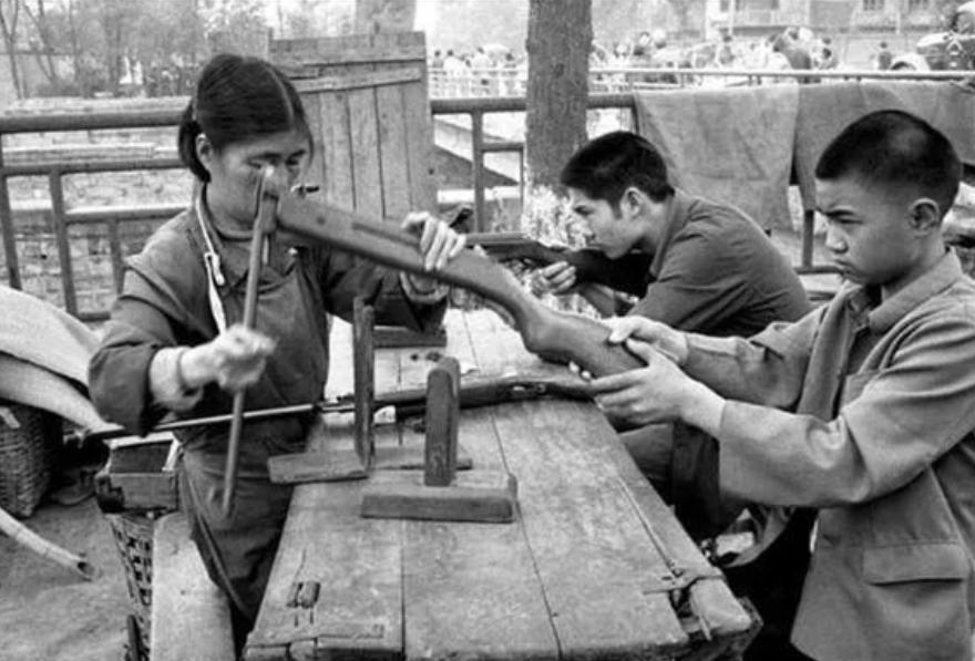 毛*东泽**时代的十大名牌,太珍贵了,你用过几种?