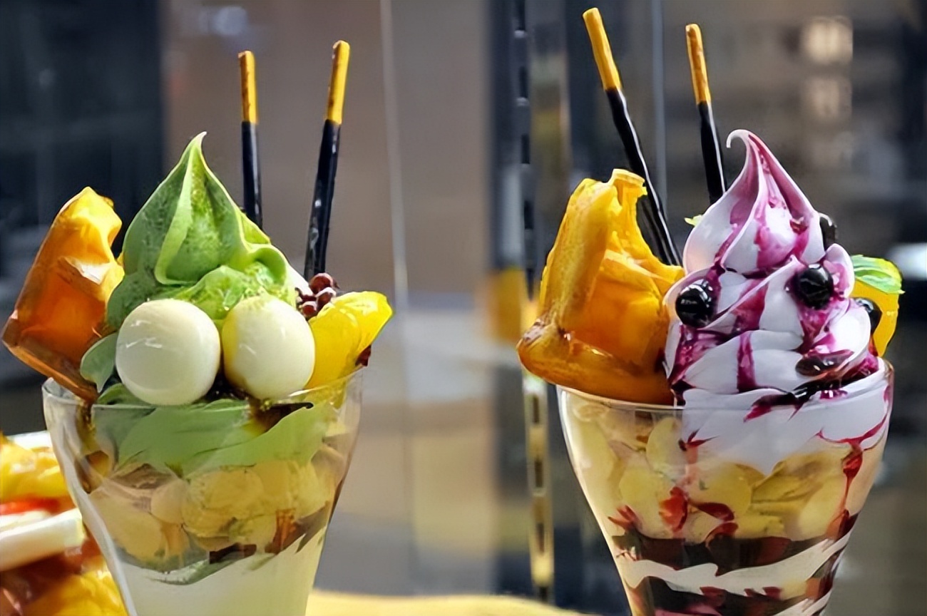 吃冰淇淋拉肚子还能吃吗,吃冰淇淋拉肚子不能上厕所