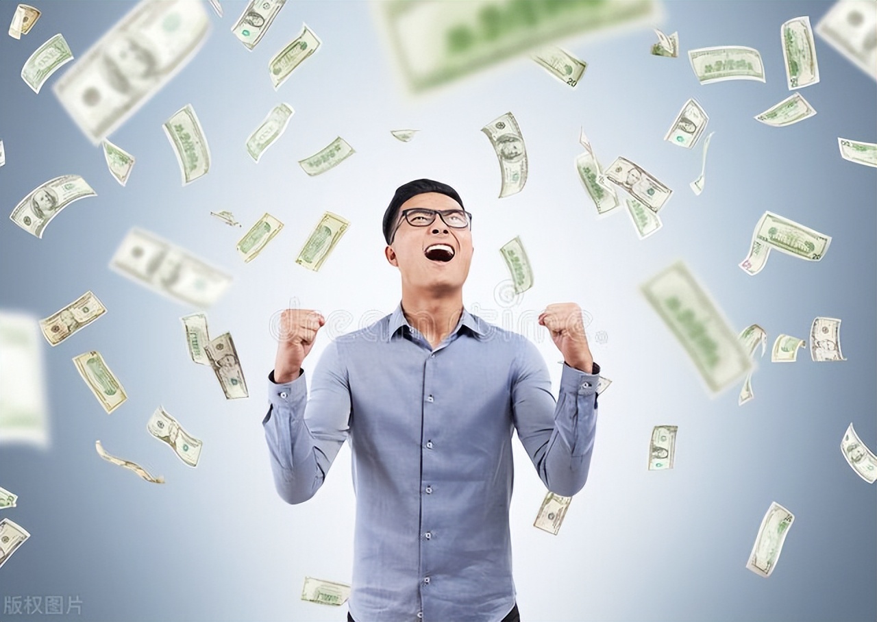 伤感：成功人士离世前妻儿不愿相陪，小三送走最后一程，人生无常