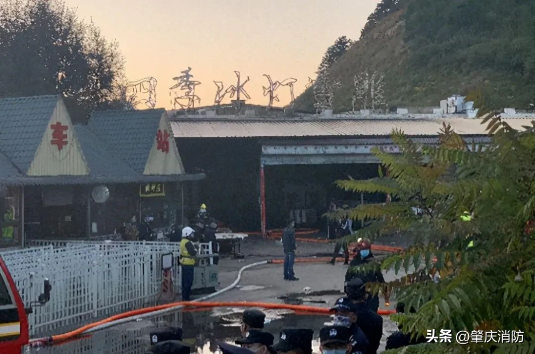 夏天玩雪胜地冰雪世界,适合夏天避暑的冰雪世界