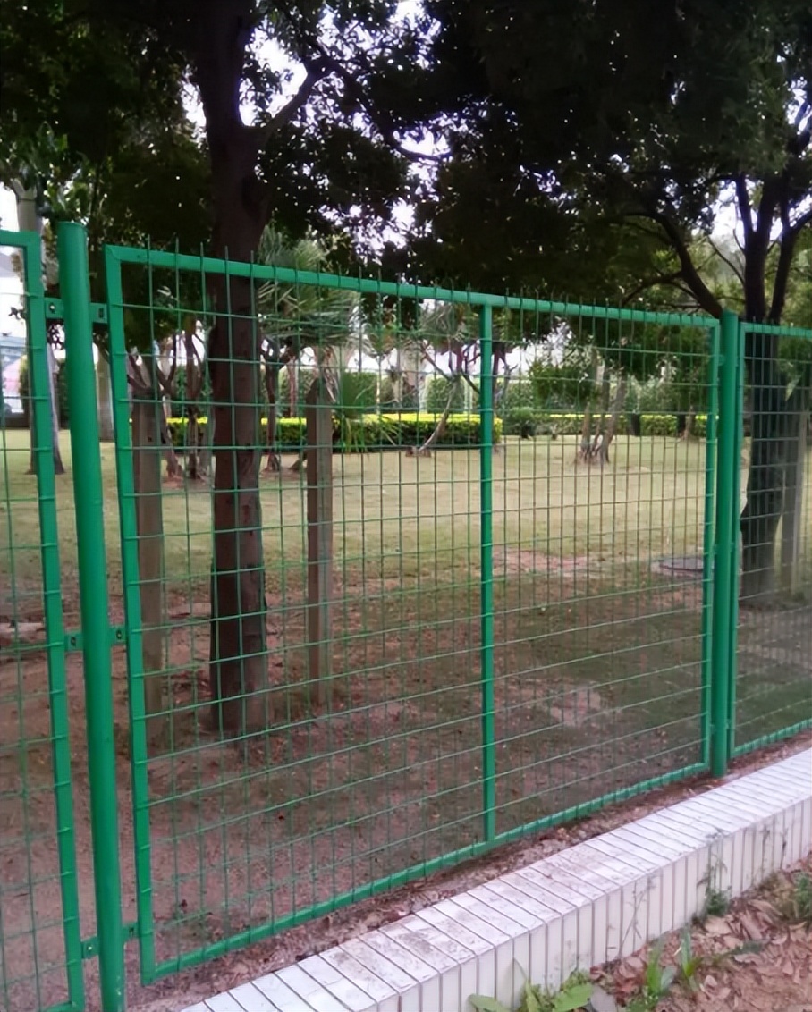 隔离防护围栏网,防护隔离围栏网