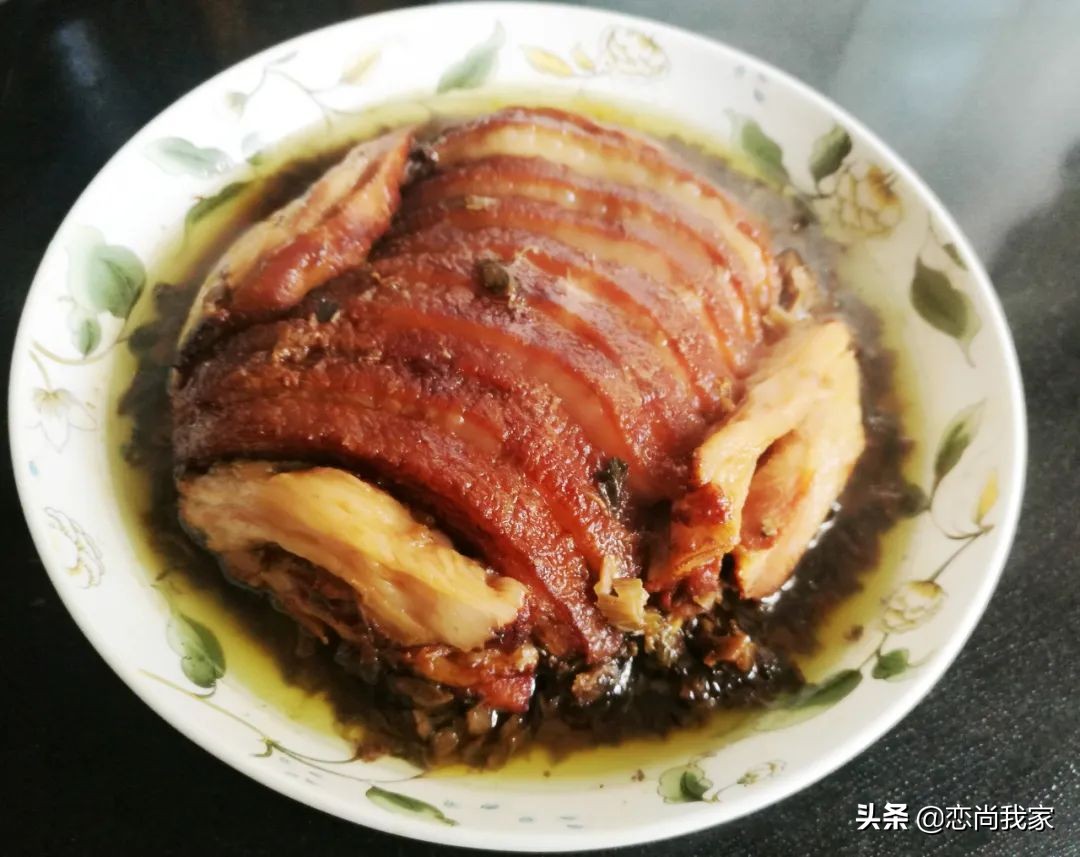 扣肉怎么做最好吃，要软糯不油腻，这些细节一个也不能少