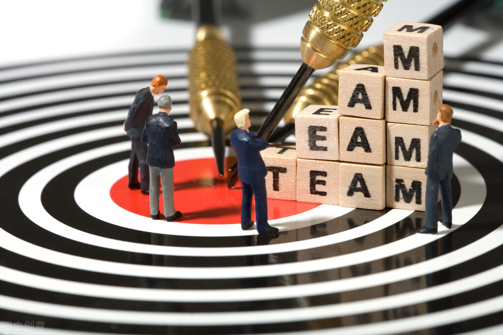 掌握面试中自我介绍的技巧,面试搞定面试官之如何做自我介绍