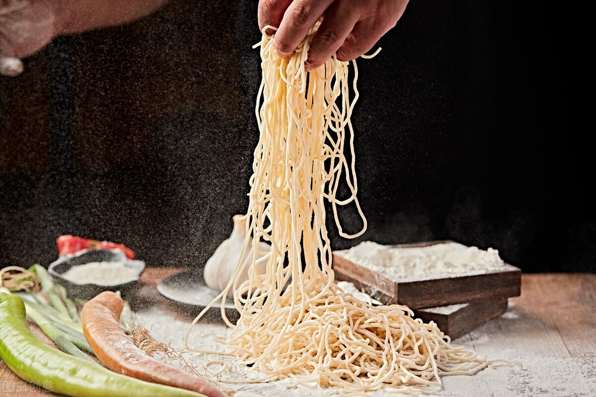 做凉面好吃的秘诀都在这里,想吃凉面不用擀面杖