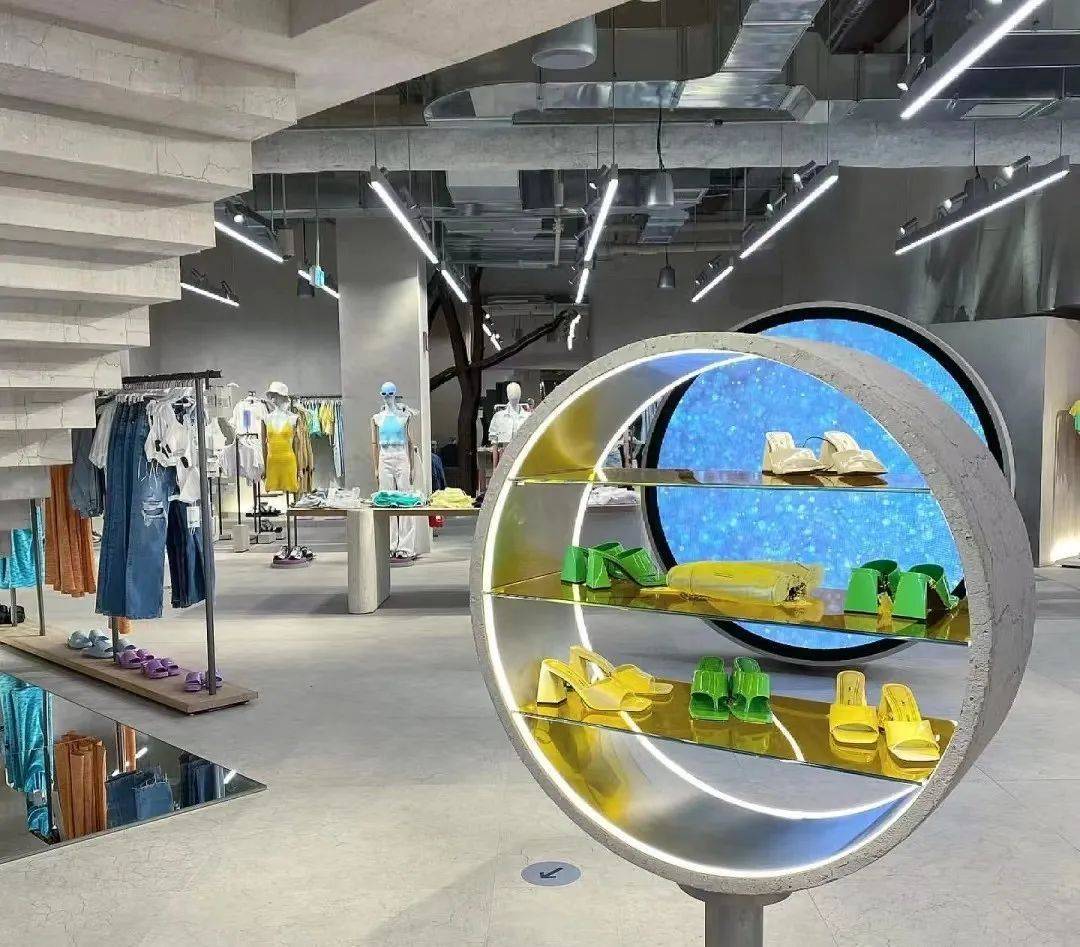 商场布局中的设计秘密,藏在商场里的建筑