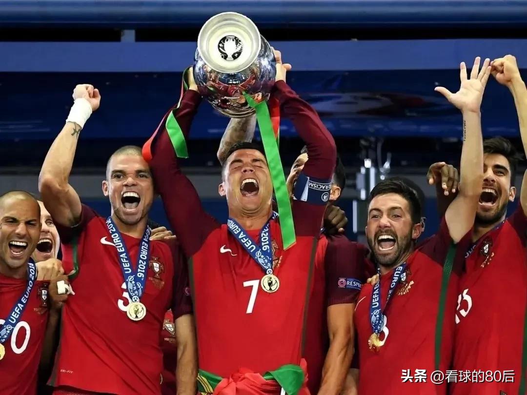 c罗告别世界杯一代青春结束,c罗从年轻时到告别世界杯