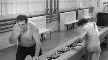 聊聊富士康的打工仔,富士康打工仔的图片