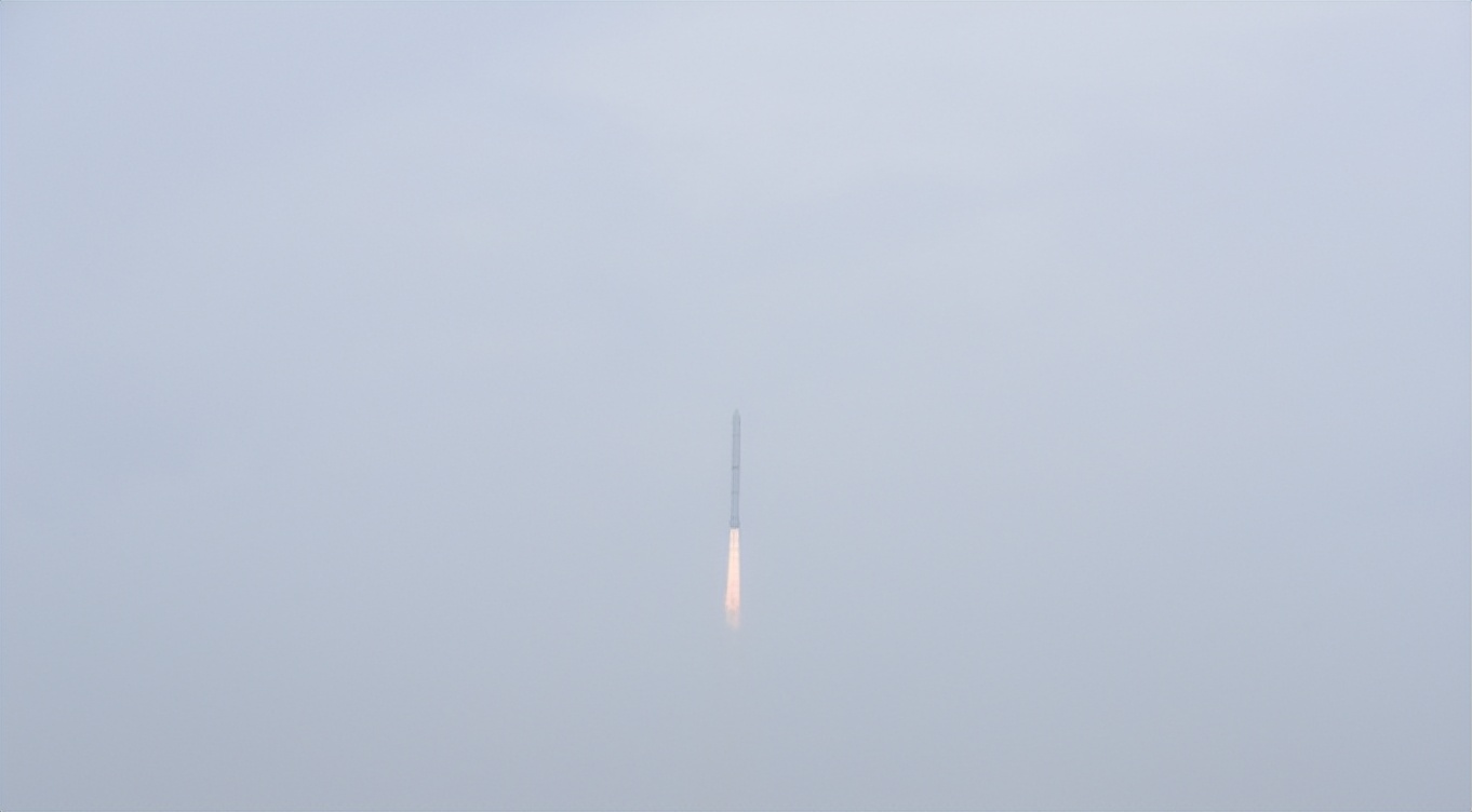 今日新密新郑荥阳登封巩义上街等六市区开展核酸筛查/河南多地延长临时管控期限/英国宣布进入国家紧急状态