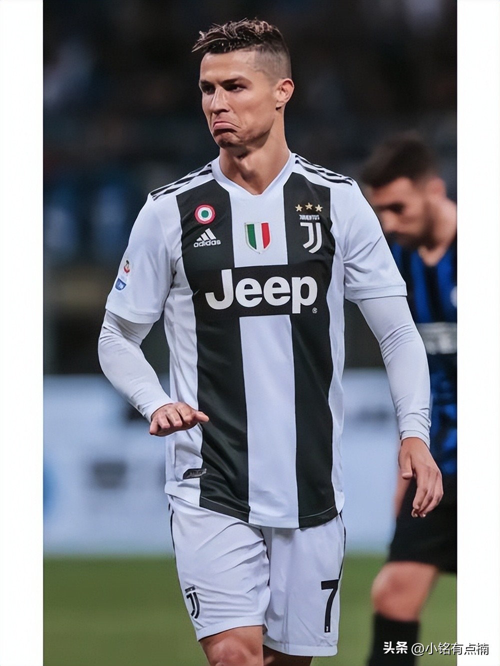 c罗从小到足球巨星过程的故事,c罗从马德拉到如今的成长经历