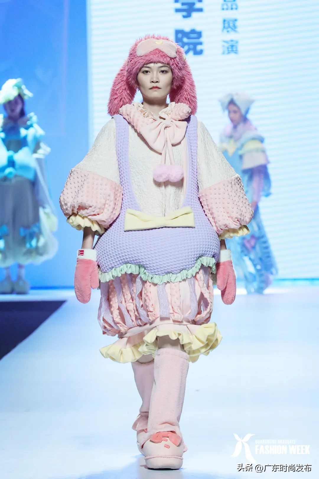 天马行空的设计！就在私立华联学院服装毕业大秀——2023中国（广东）大学生时装周