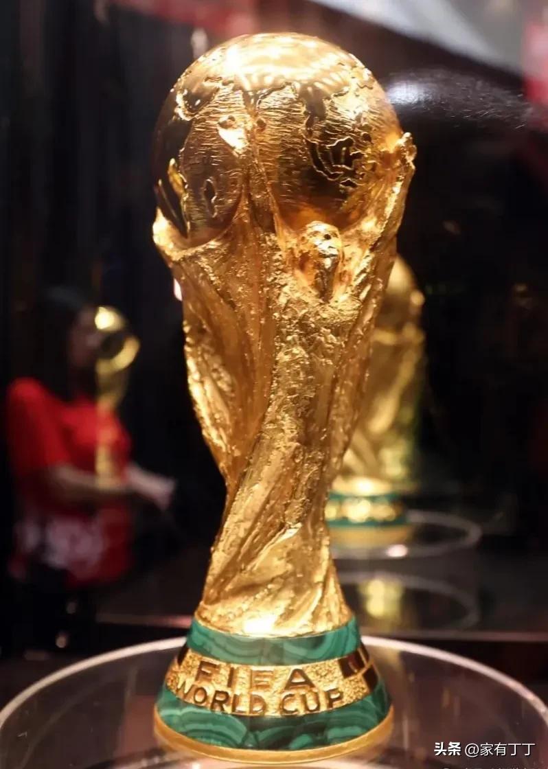 世界杯刚结束,就惊现492个山寨大力神杯,这让球王梅西情何以堪