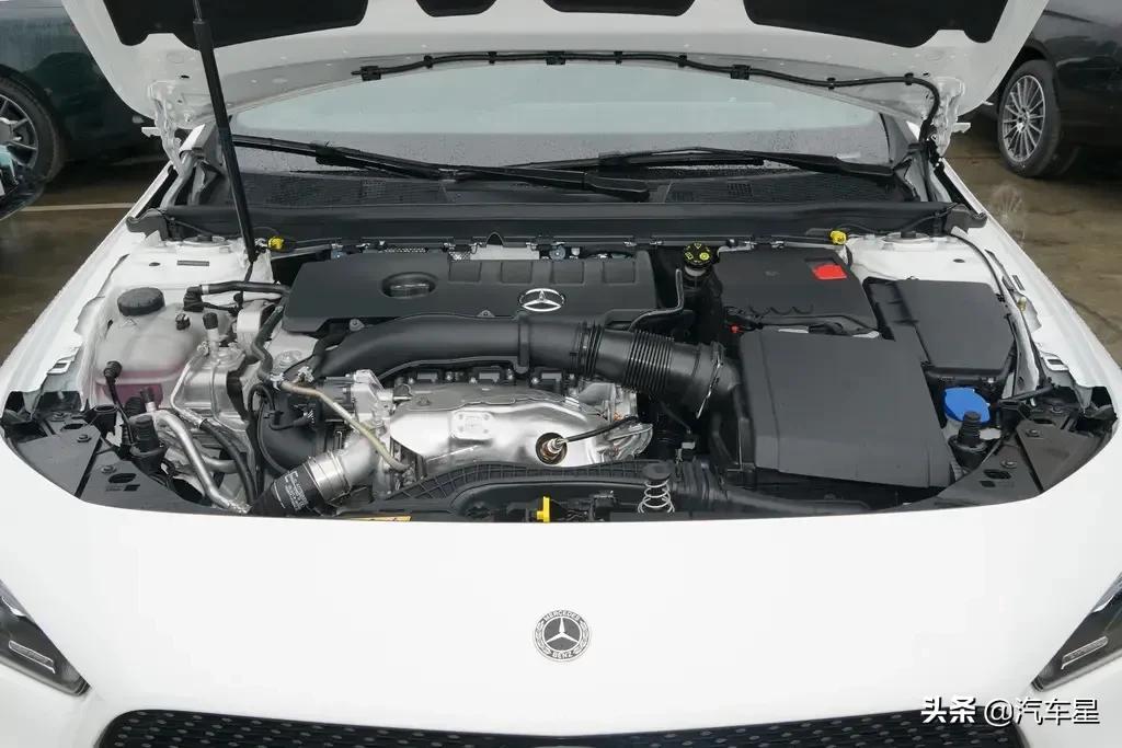 奔驰cl多少马力,奔驰cla220四门款