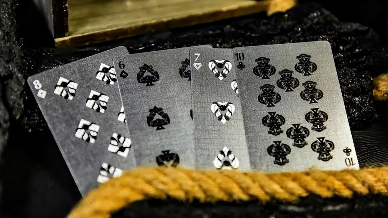 青龙扑克牌,青龙扑克牌收藏版