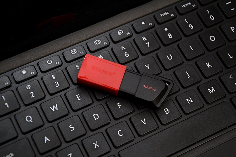 金士顿dtx系列u盘为什么那么贵,金士顿dtxm读写速度是不是假的