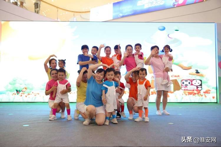 放飞梦想幼儿园文艺汇演,放飞梦想幼儿园节目