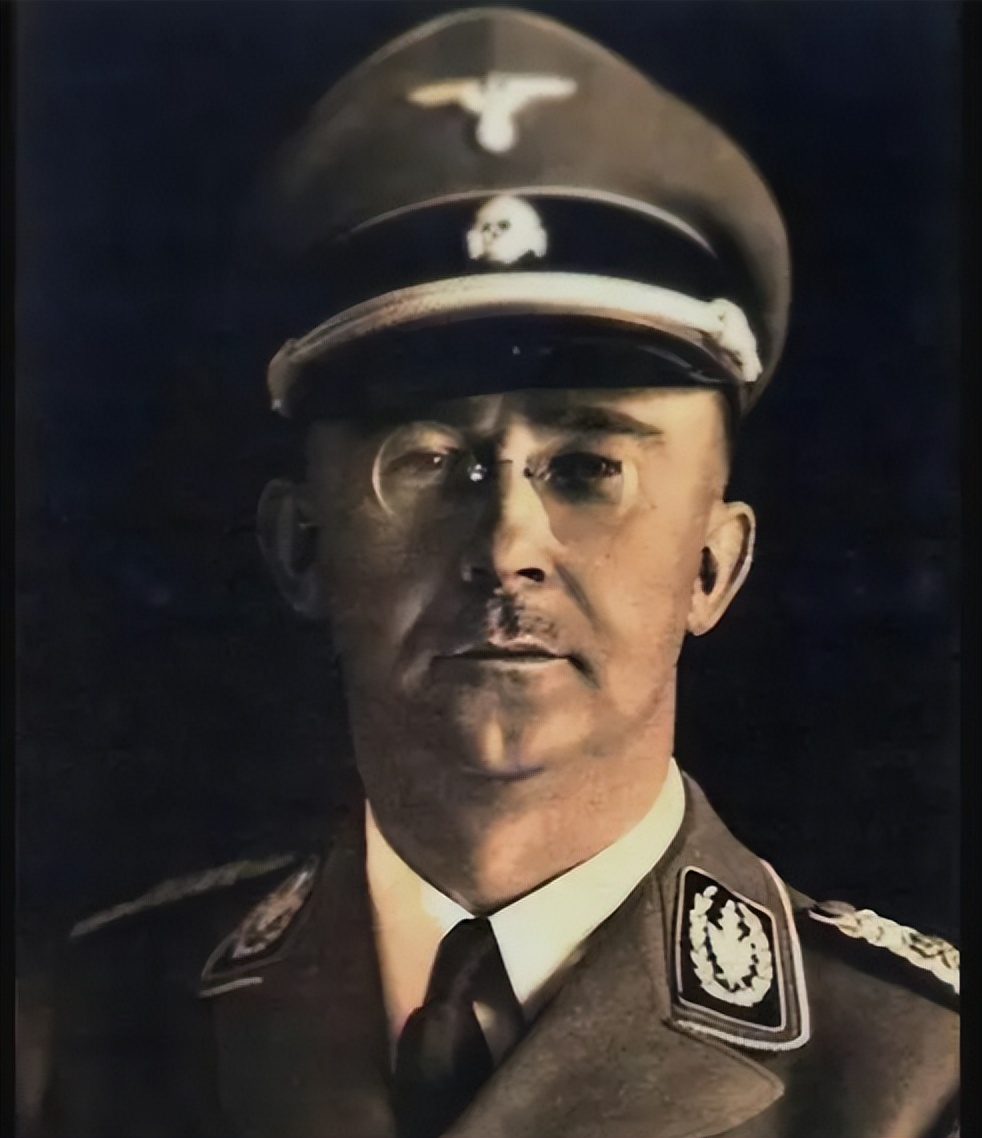 *钞伪**暗战：为搞垮英国经济，德国曾疯狂造假价值上亿英镑