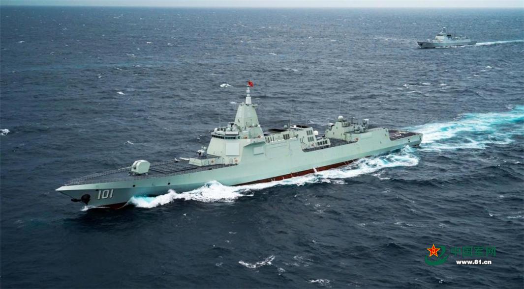 海军万吨大驱南昌舰演练,中国海军南昌舰公开海量信息