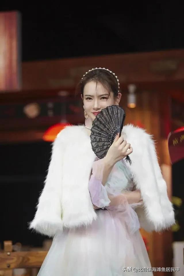 超越妹妹的狐女可得好好夸一夸，来围观女明星的那些神仙综艺造型