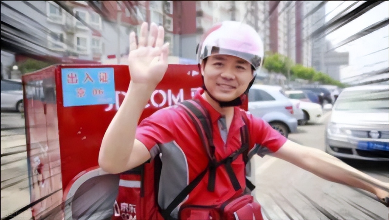 京东营收是哪一年超过阿里,京东的商业版图有多强大