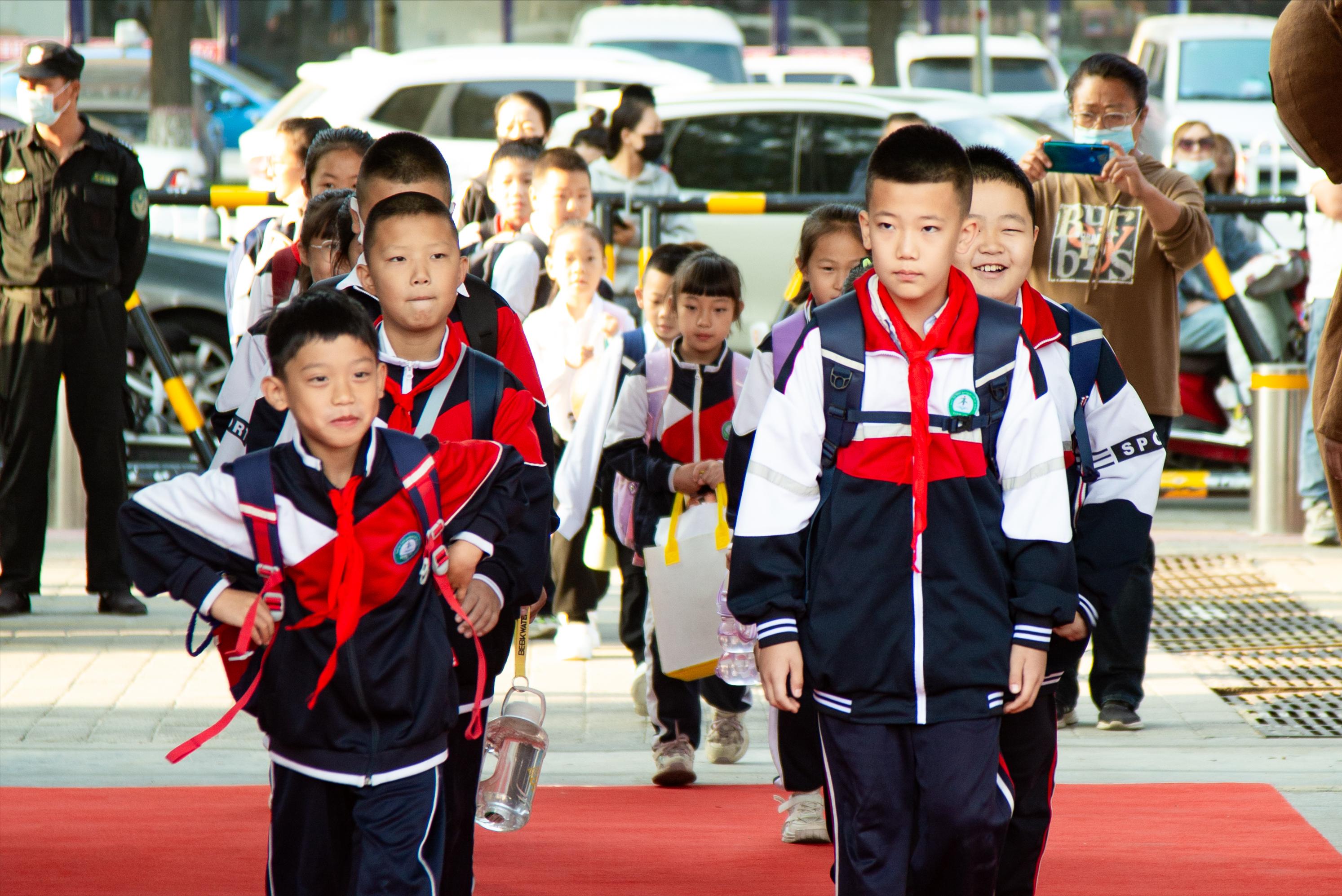 逐梦新征程启航新未来开学仪式,包头市包钢二十四小