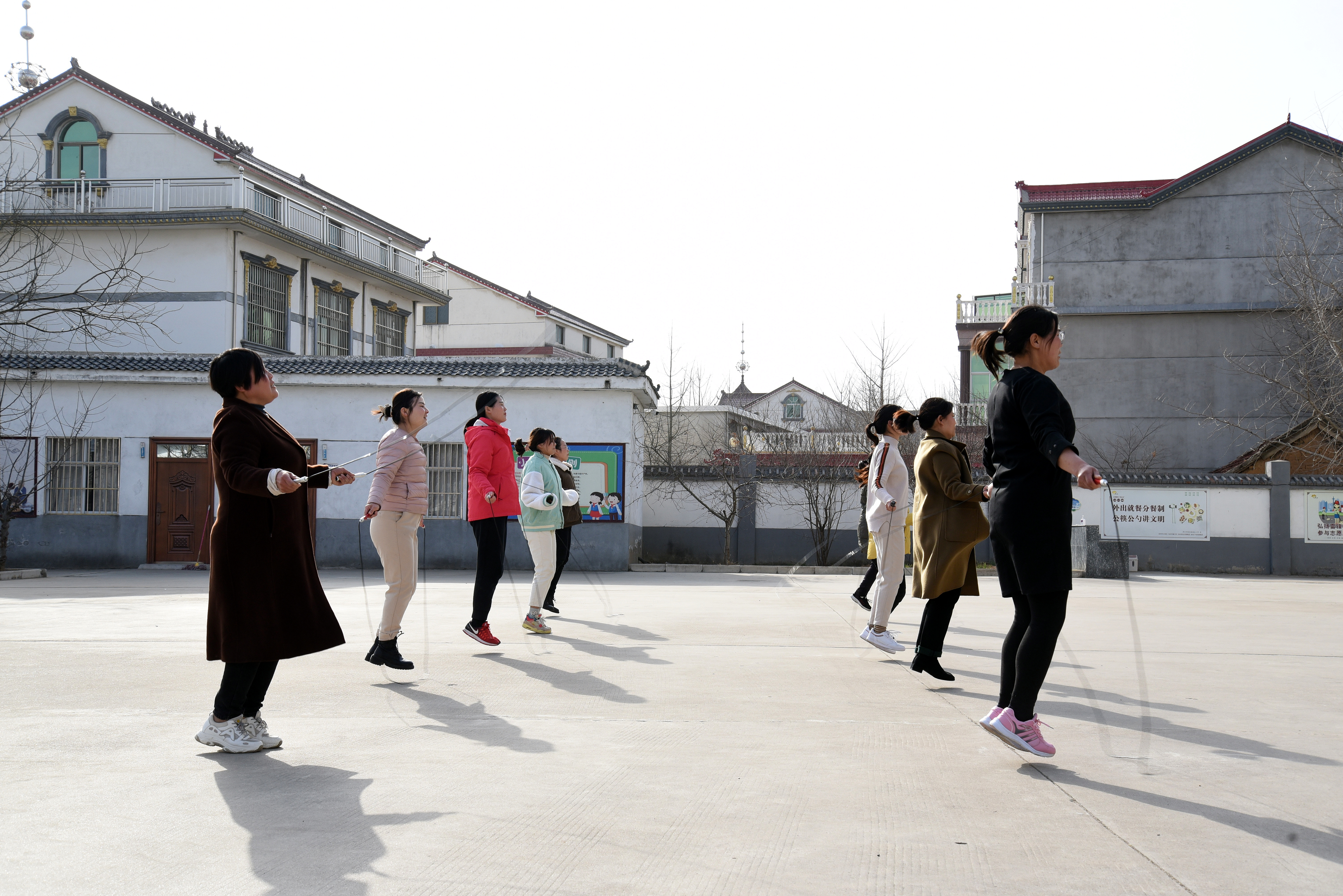 城关小学三八妇女节,三八妇女节快乐幸福