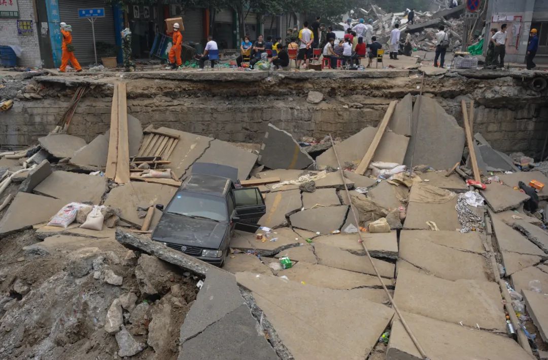 汶川地震13周年这些画面让人泪目,汶川地震感人图片含泪整理