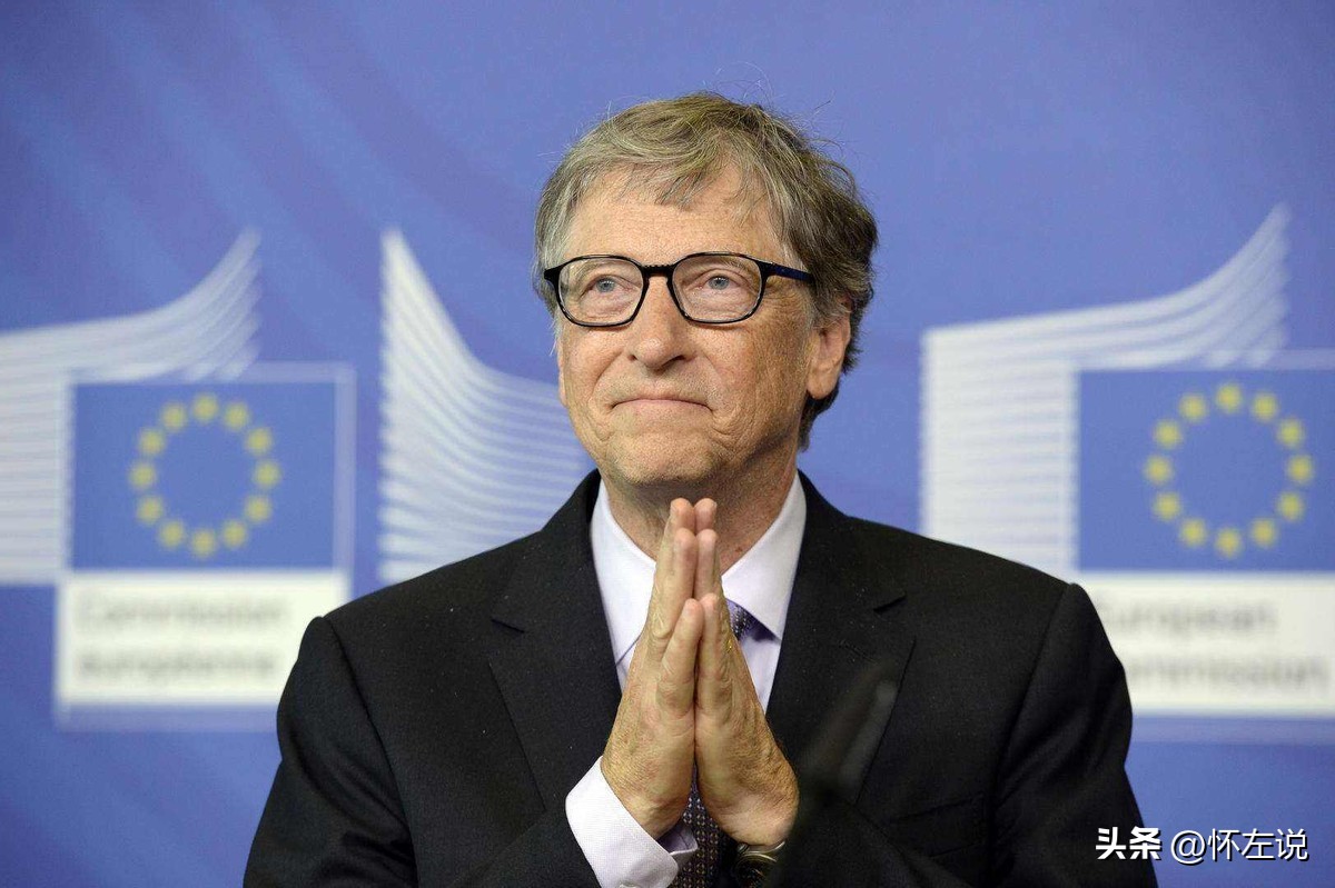 比尔盖茨说智能手机即将被替代,比尔盖茨用什么取代手机